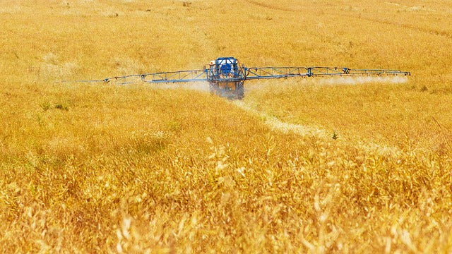 Fichier email du matériel agricole